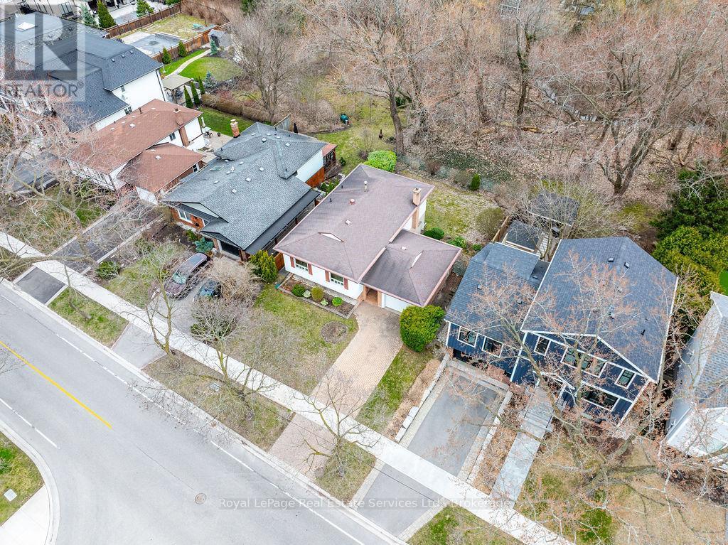 












518 MAPLE AVENUE

,
Oakville (OO Old Oakville),




Ontario
L6J2J4


