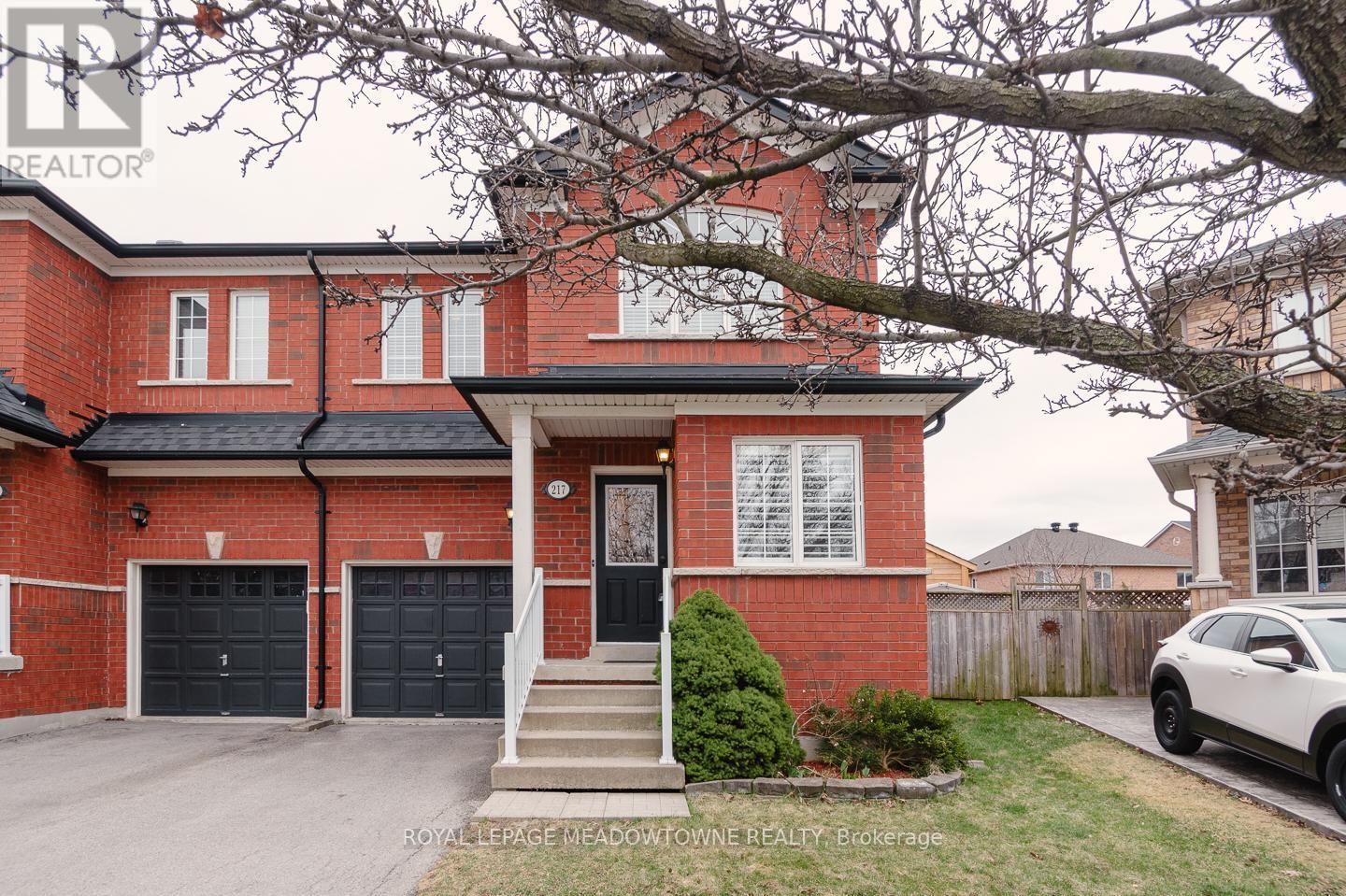 












217 FITZGERALD CRESCENT

,
Milton,




Ontario
L9T5Y5

