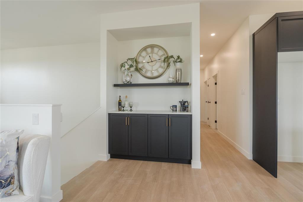 












2 Wild Plum Lane

,
Steinbach,




Manitoba
R5G2Z1

