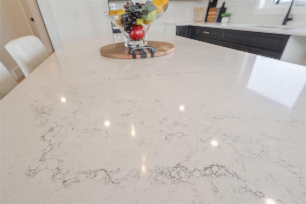 












2 Wild Plum Lane

,
Steinbach,




Manitoba
R5G2Z1

