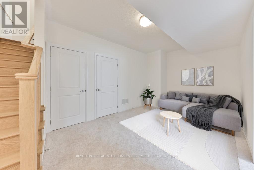 












9 CROWN GATE

,
Oakville,




Ontario
L6M0W8


