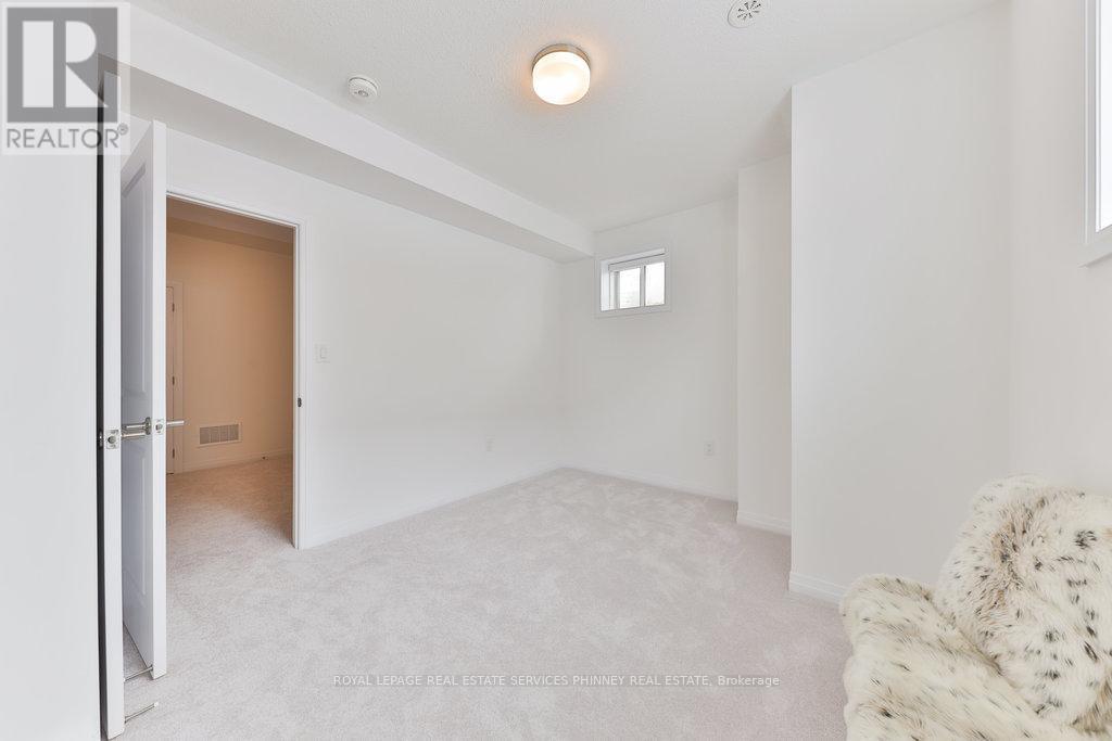 












9 CROWN GATE

,
Oakville,




Ontario
L6M0W8

