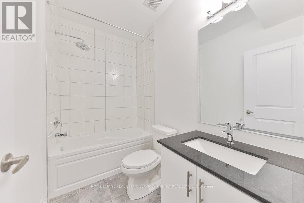 












9 CROWN GATE

,
Oakville,




Ontario
L6M0W8

