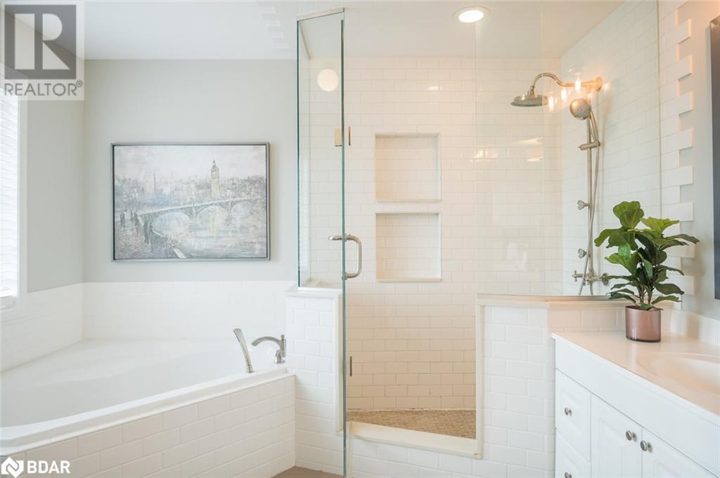 












217 FITZGERALD Crescent

,
Milton,




Ontario
L9T5Y5

