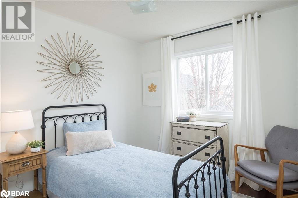 












217 FITZGERALD Crescent

,
Milton,




Ontario
L9T5Y5

