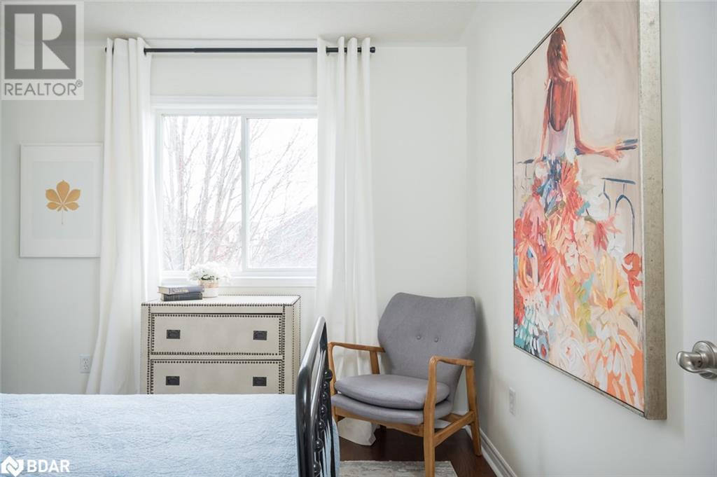 












217 FITZGERALD Crescent

,
Milton,




Ontario
L9T5Y5

