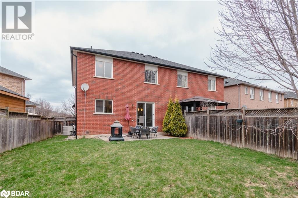 












217 FITZGERALD Crescent

,
Milton,




Ontario
L9T5Y5

