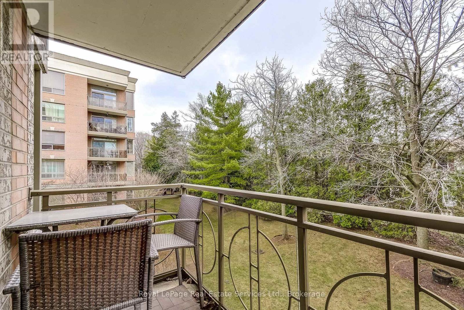 












2212 - 100 BURLOAK DRIVE

,
Burlington (Appleby),




Ontario
L7L6P6

