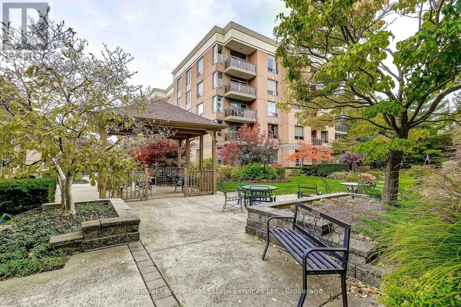 












2212 - 100 BURLOAK DRIVE

,
Burlington (Appleby),




Ontario
L7L6P6

