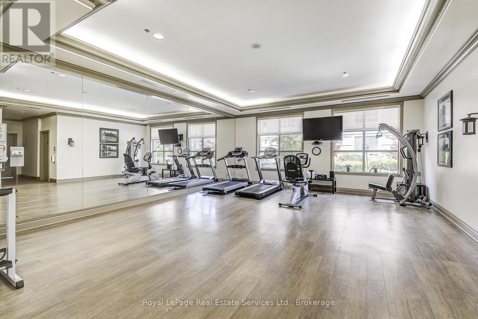 












2212 - 100 BURLOAK DRIVE

,
Burlington (Appleby),




Ontario
L7L6P6

