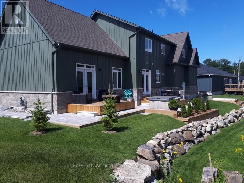 












5 CHARLIE RAWSON BOULEVARD

,
Tay,




Ontario
L0K2A0

