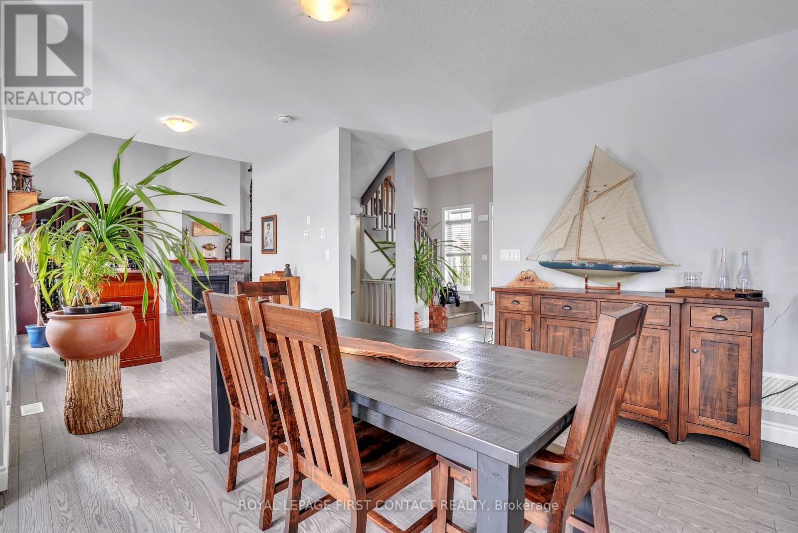 












5 CHARLIE RAWSON BOULEVARD

,
Tay,




Ontario
L0K2A0

