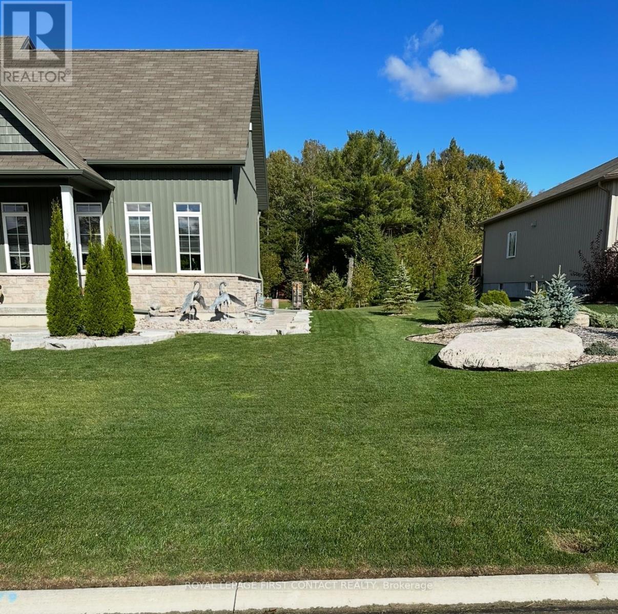 












5 CHARLIE RAWSON BOULEVARD

,
Tay,




Ontario
L0K2A0

