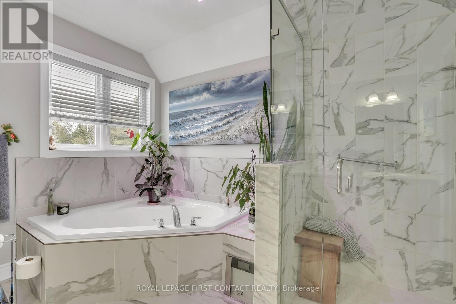 












5 CHARLIE RAWSON BOULEVARD

,
Tay,




Ontario
L0K2A0

