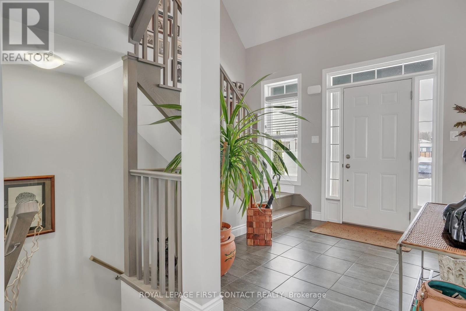 












5 CHARLIE RAWSON BOULEVARD

,
Tay,




Ontario
L0K2A0


