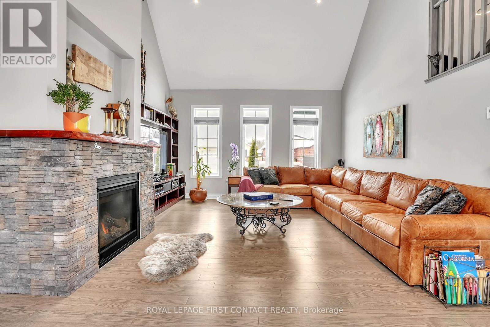 












5 CHARLIE RAWSON BOULEVARD

,
Tay,




Ontario
L0K2A0

