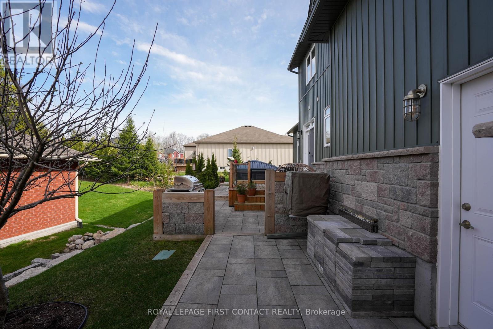 












5 CHARLIE RAWSON BOULEVARD

,
Tay,




Ontario
L0K2A0

