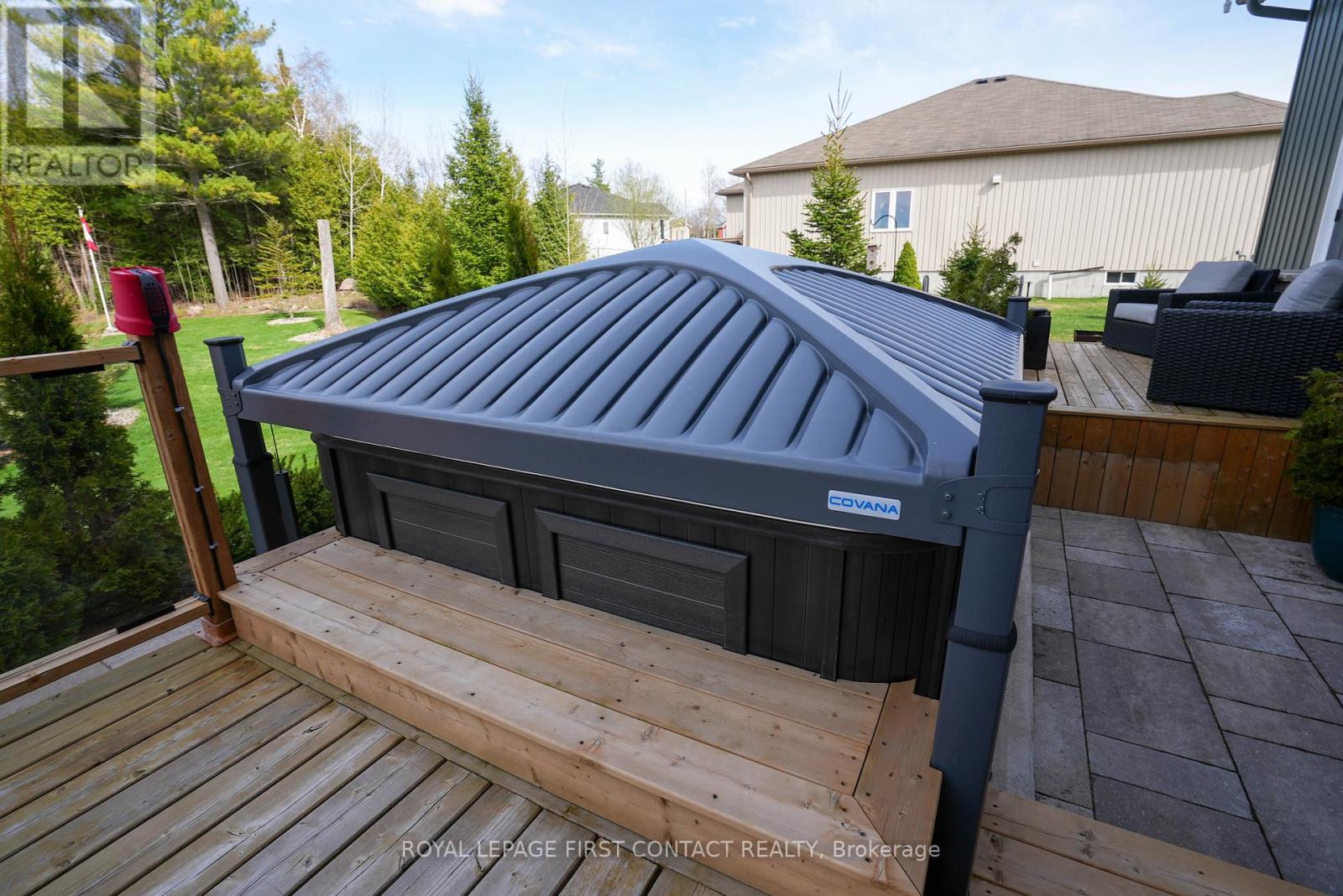 












5 CHARLIE RAWSON BOULEVARD

,
Tay,




Ontario
L0K2A0


