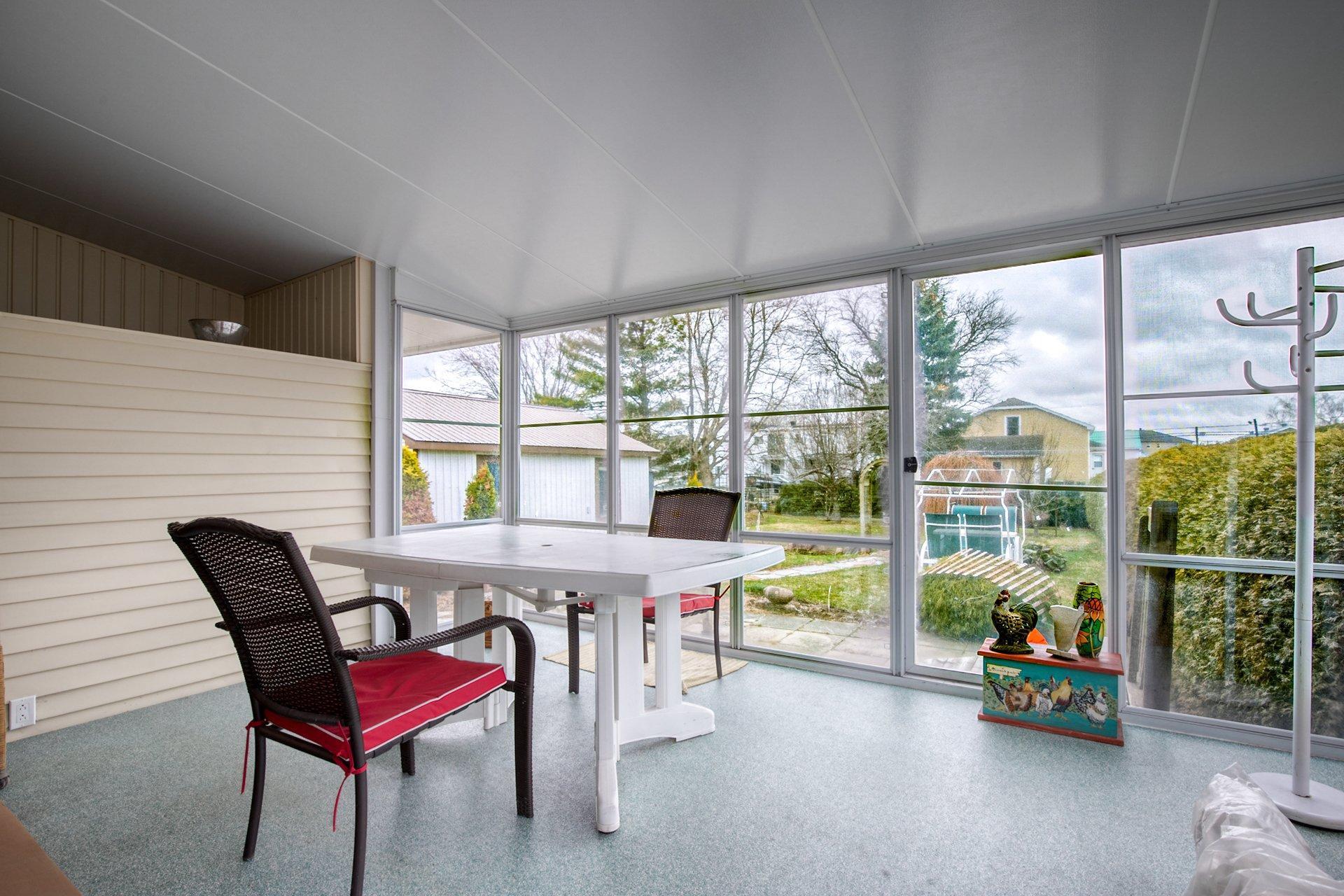 









14375


Av. Lambert-Grenier

,
Saint-Hyacinthe,




QC
J2R1M2

