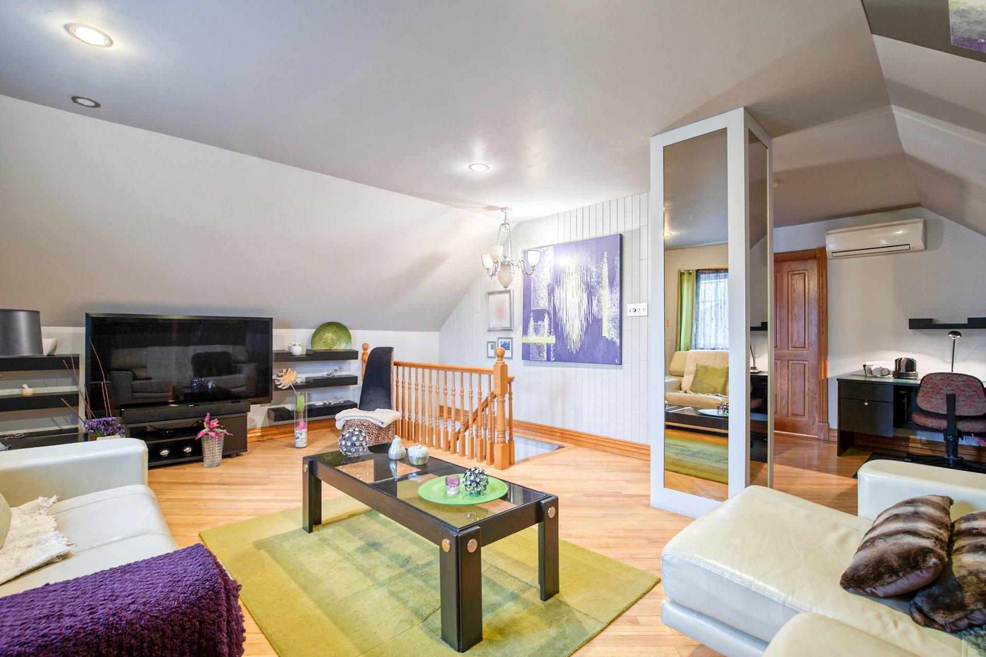 









14375


Av. Lambert-Grenier

,
Saint-Hyacinthe,




QC
J2R1M2

