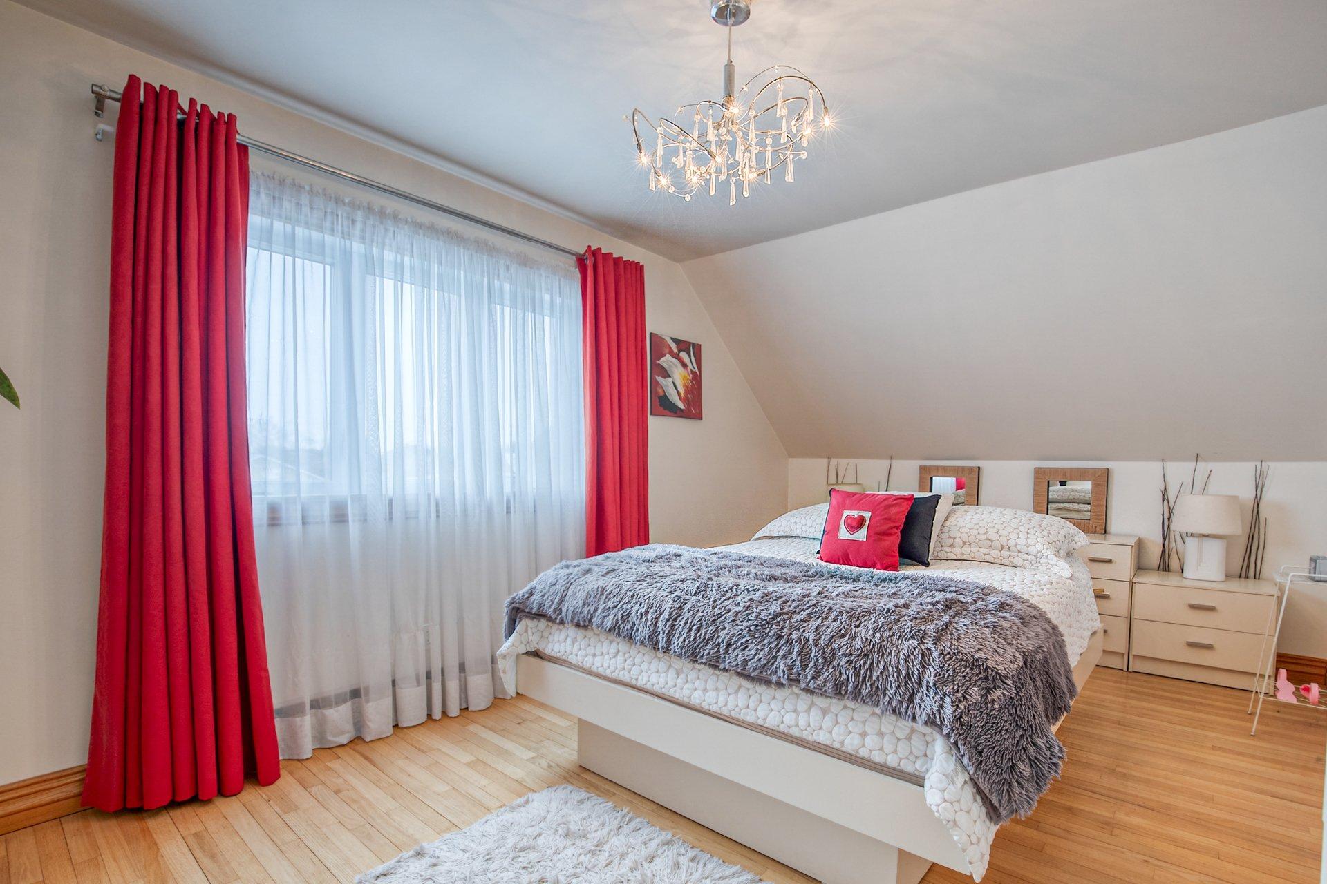 









14375


Av. Lambert-Grenier

,
Saint-Hyacinthe,




QC
J2R1M2

