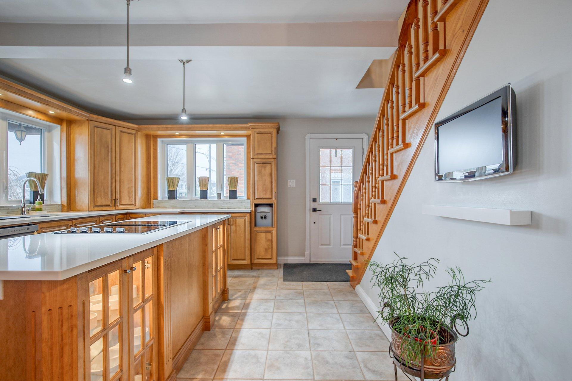 









14375


Av. Lambert-Grenier

,
Saint-Hyacinthe,




QC
J2R1M2

