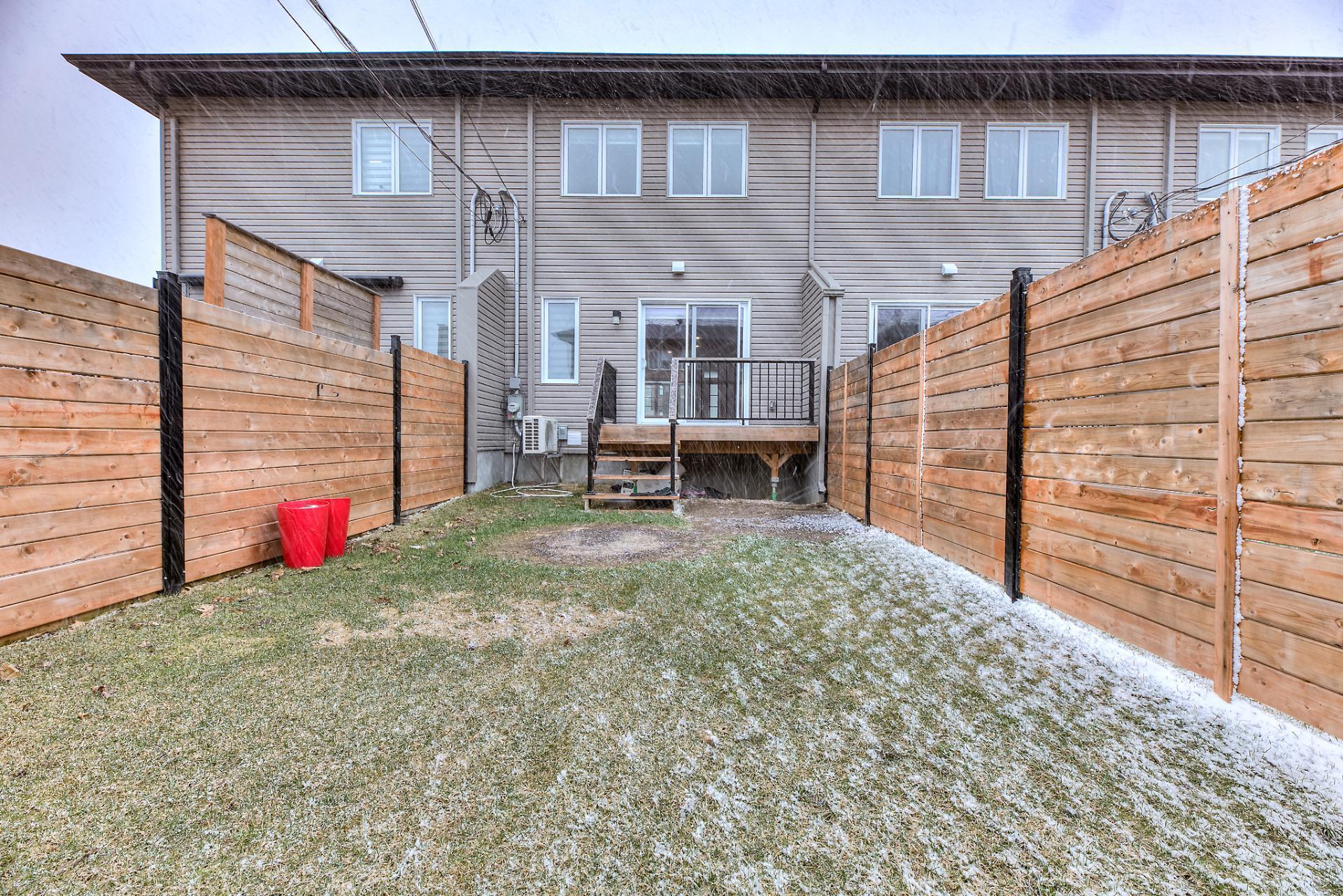 









56


Rue Morell

, 2,
Beauharnois,




QC
H8N1M6

