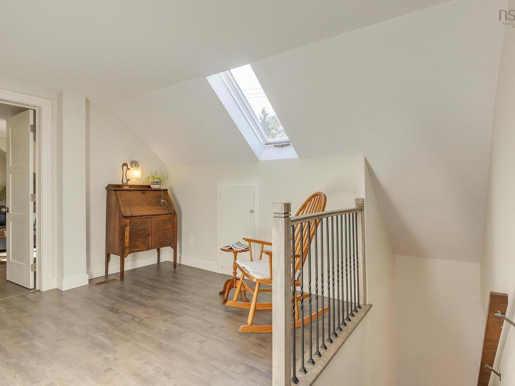 












395 Waverley Road

,
Dartmouth,




NS
B2X 2E7


