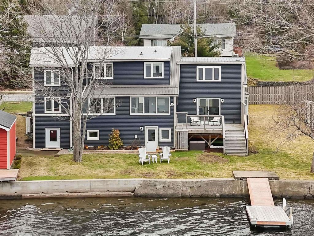 












395 Waverley Road

,
Dartmouth,




NS
B2X 2E7

