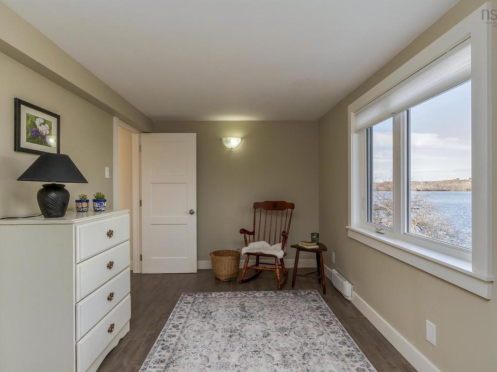 












395 Waverley Road

,
Dartmouth,




NS
B2X 2E7

