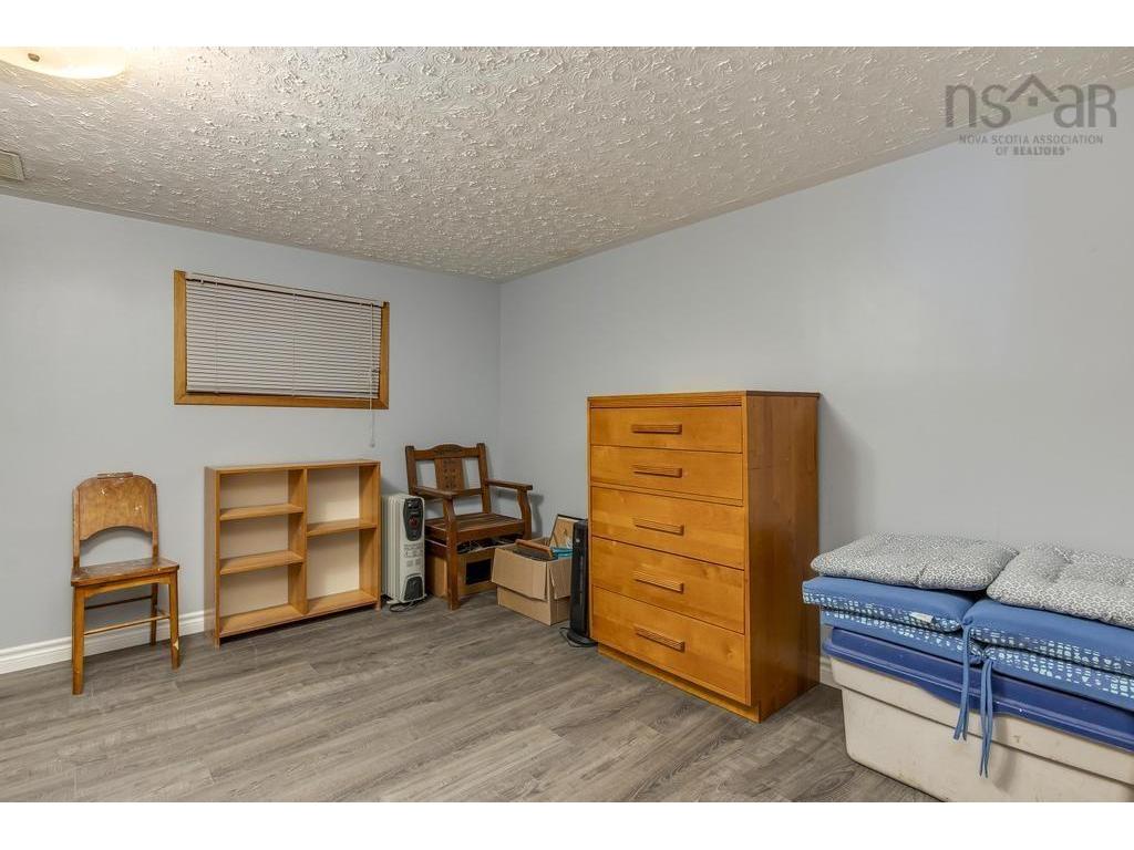 












395 Waverley Road

,
Dartmouth,




NS
B2X 2E7

