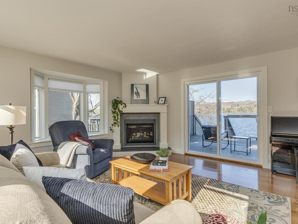 












395 Waverley Road

,
Dartmouth,




NS
B2X 2E7

