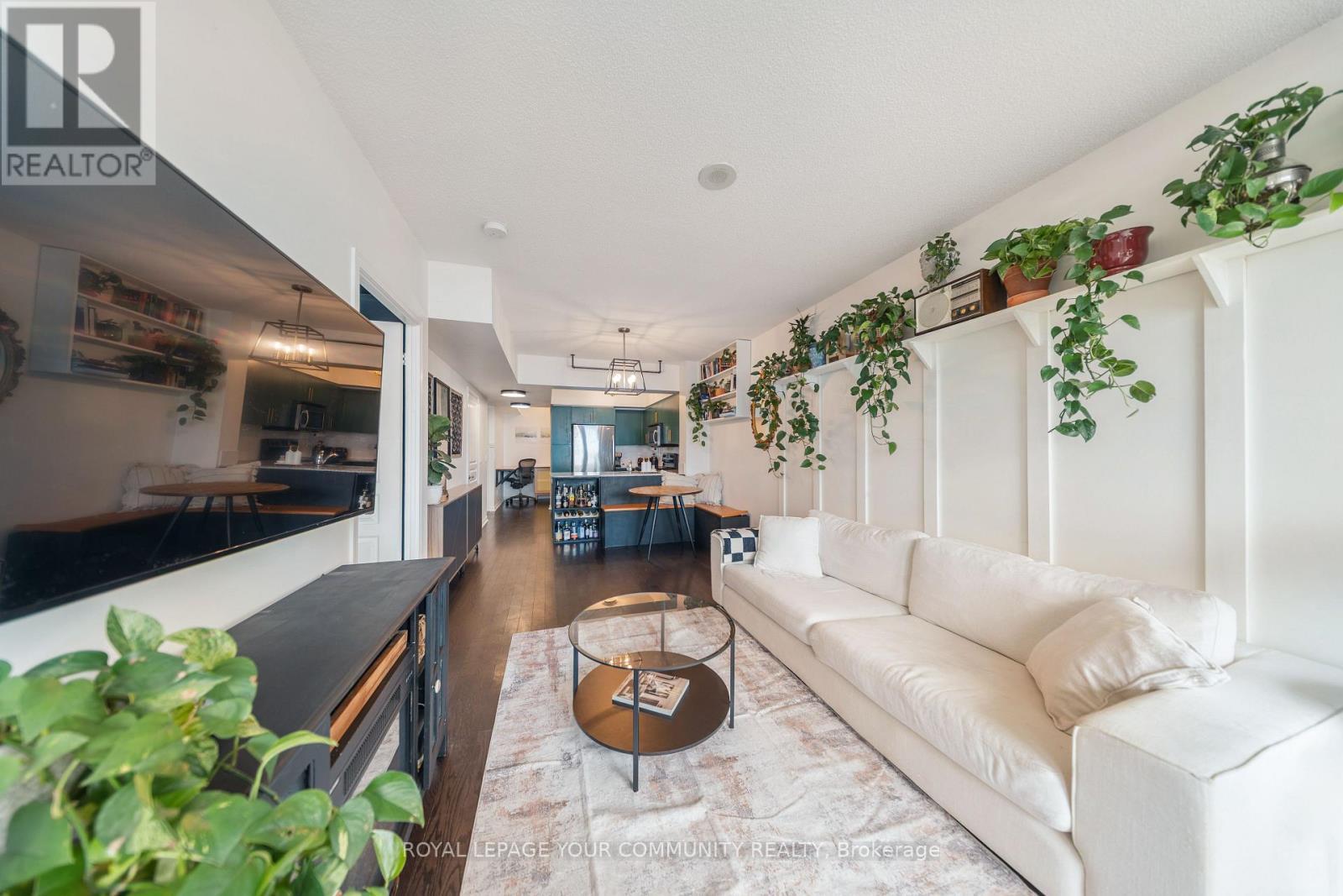 












2101 - 15 LEGION ROAD

,
Toronto,




Ontario
M8V0A9

