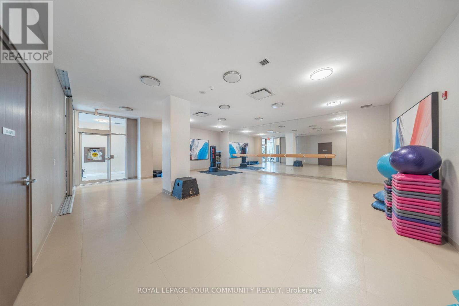 












2101 - 15 LEGION ROAD

,
Toronto,




Ontario
M8V0A9

