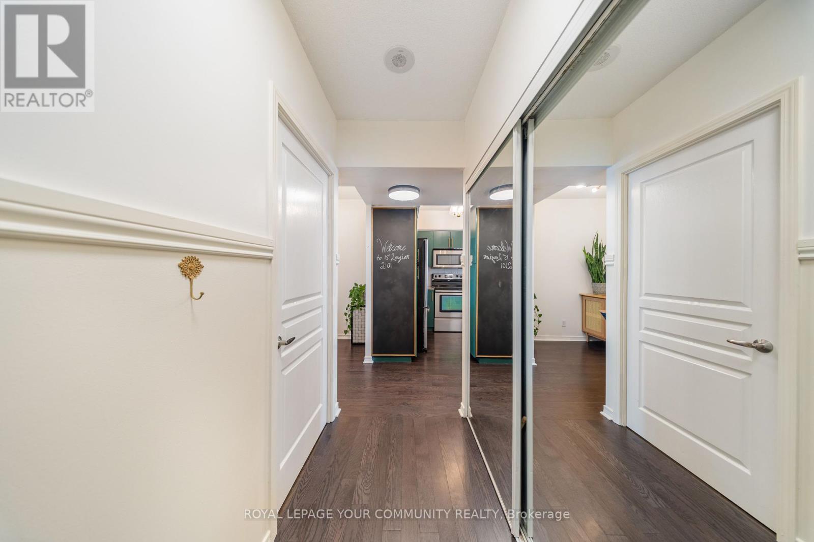 












2101 - 15 LEGION ROAD

,
Toronto,




Ontario
M8V0A9

