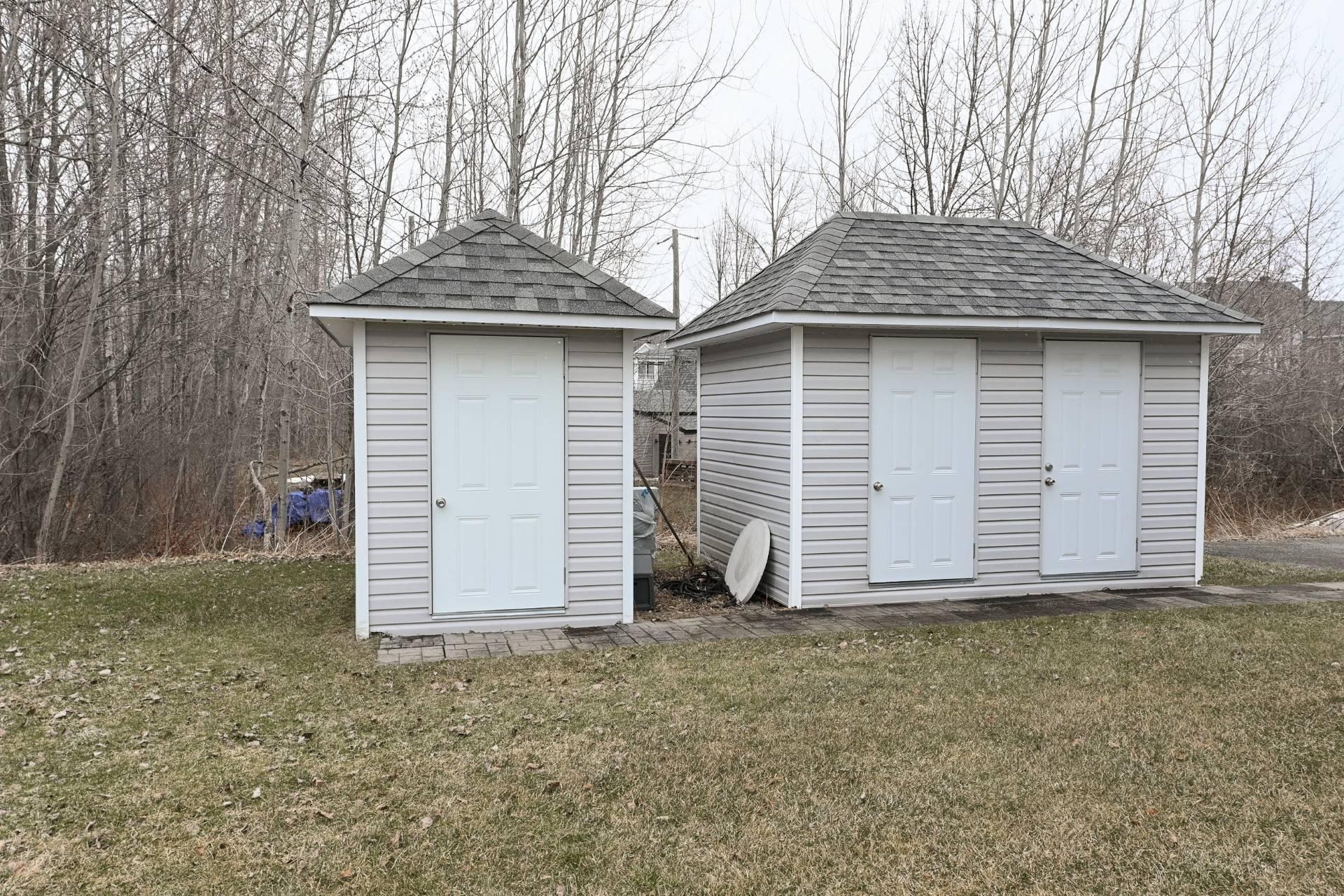 









9685


Rue Yvon-Paiement

,
Mirabel,




QC
J7N0M4

