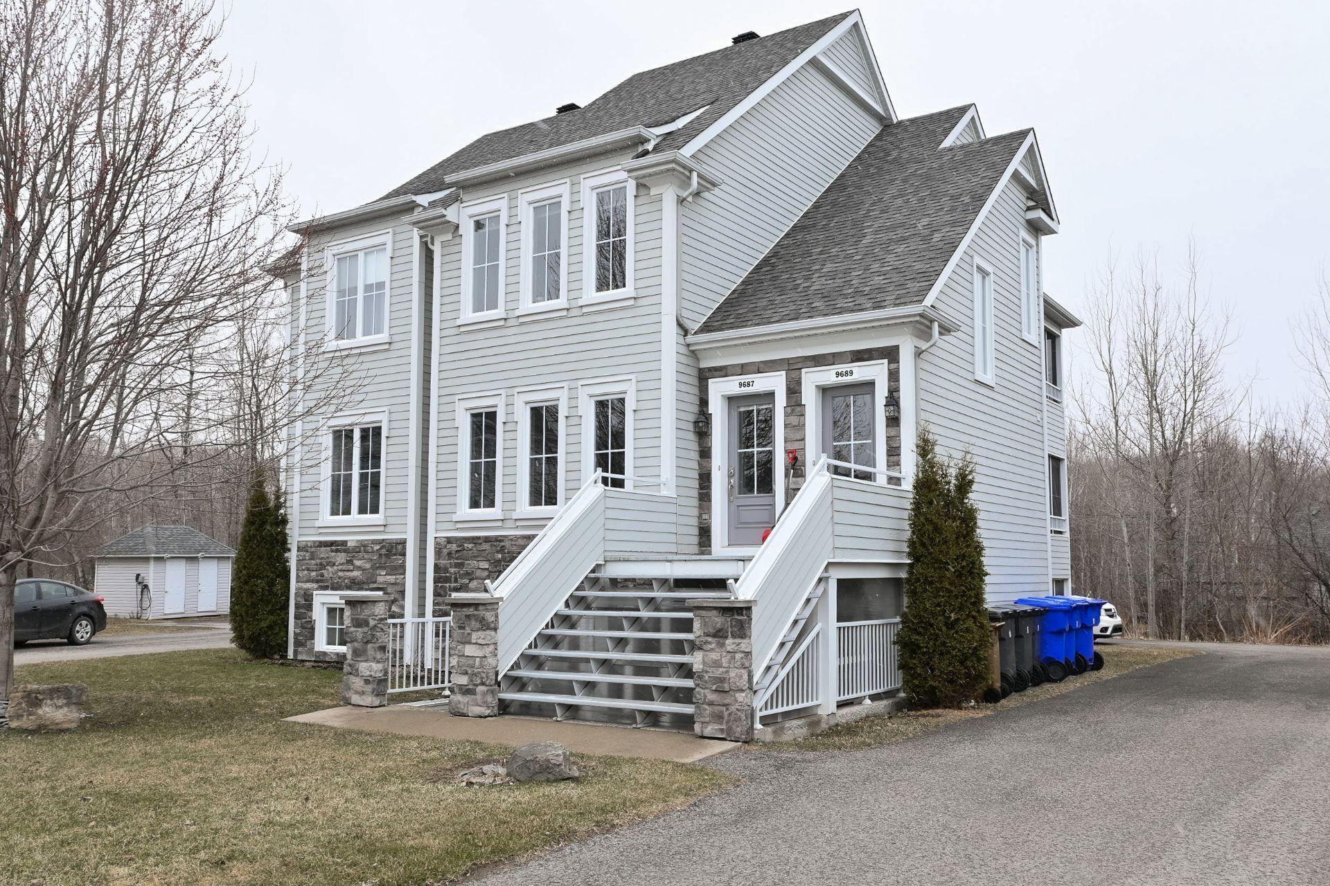 









9685


Rue Yvon-Paiement

,
Mirabel,




QC
J7N0M4

