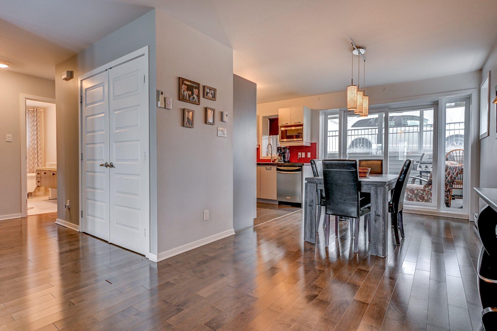 









9685


Rue Yvon-Paiement

,
Mirabel,




QC
J7N0M4

