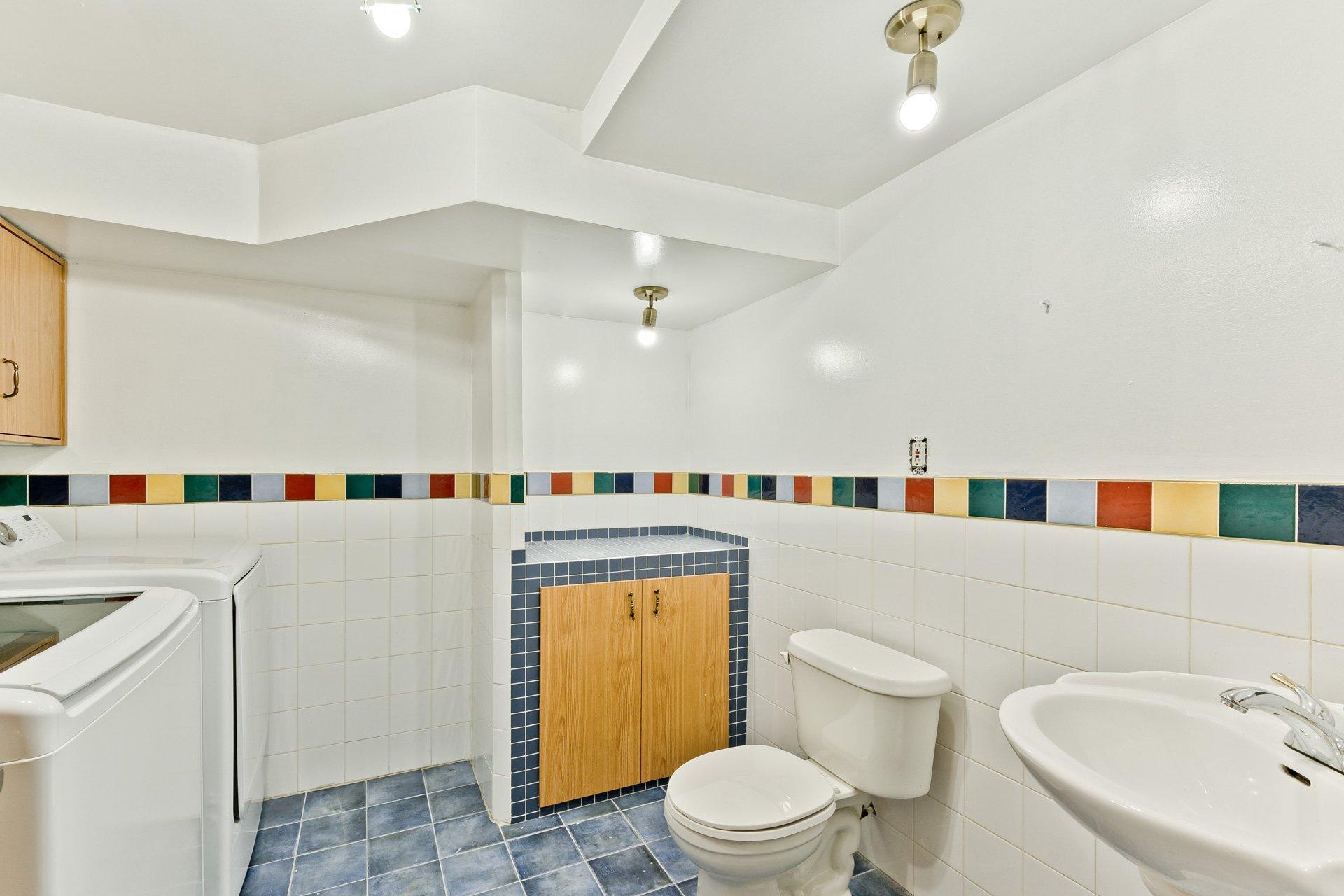 









632


Rue St-Matthieu

,
Sherbrooke (Brompton/Rock Forest/Saint-Élie/Deauville),




QC
J1R0T4

