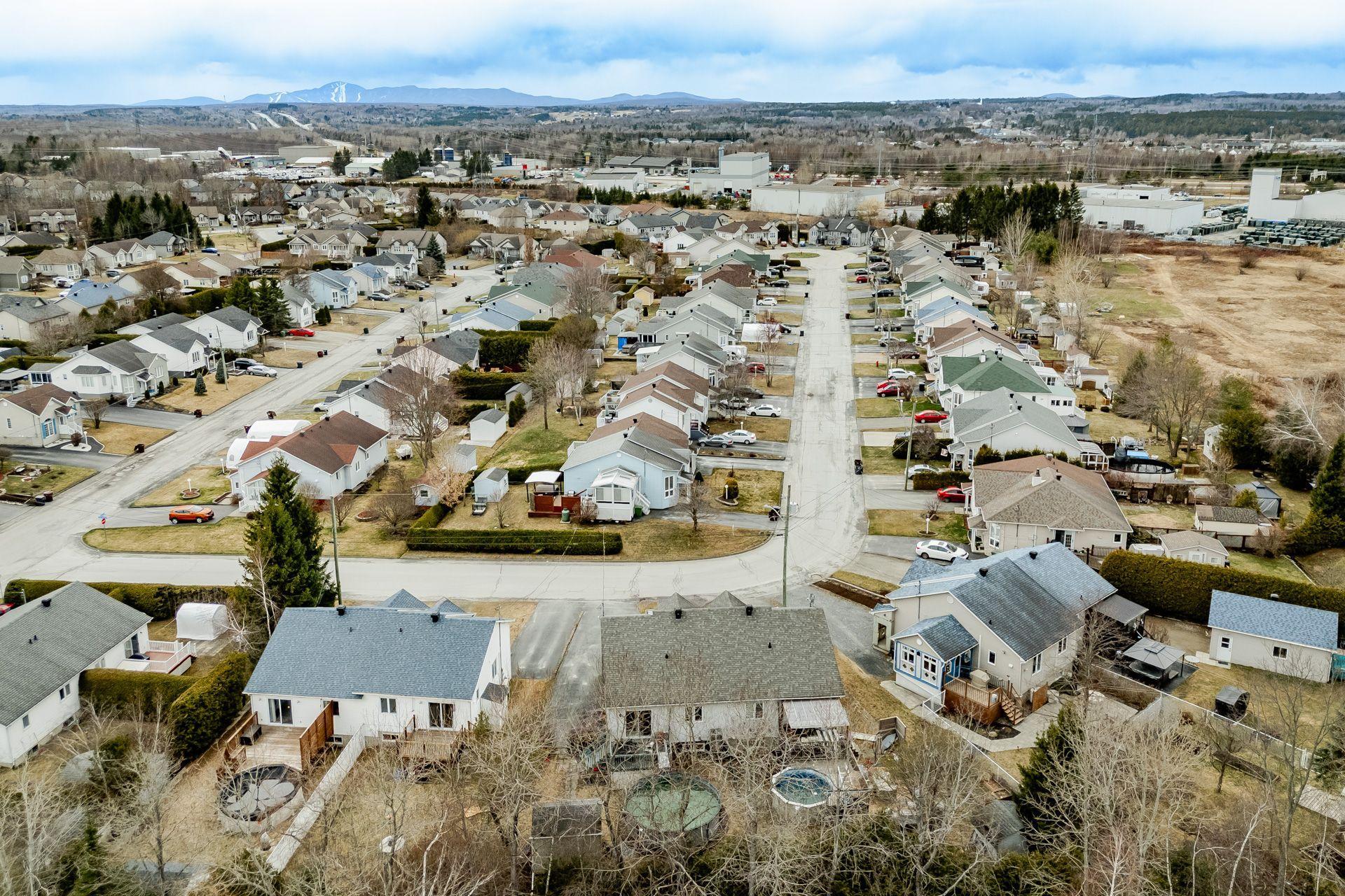 









632


Rue St-Matthieu

,
Sherbrooke (Brompton/Rock Forest/Saint-Élie/Deauville),




QC
J1R0T4

