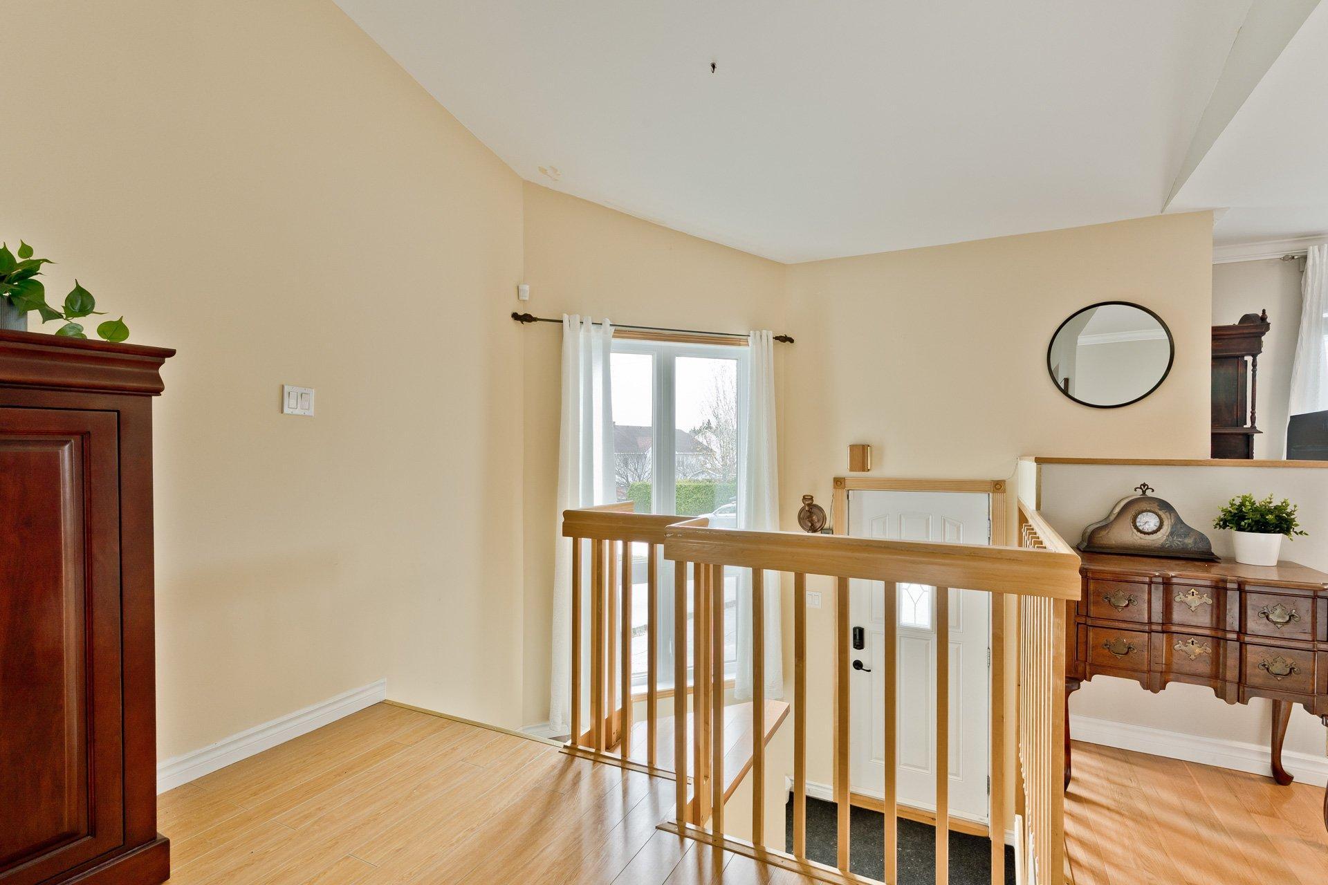 









632


Rue St-Matthieu

,
Sherbrooke (Brompton/Rock Forest/Saint-Élie/Deauville),




QC
J1R0T4

