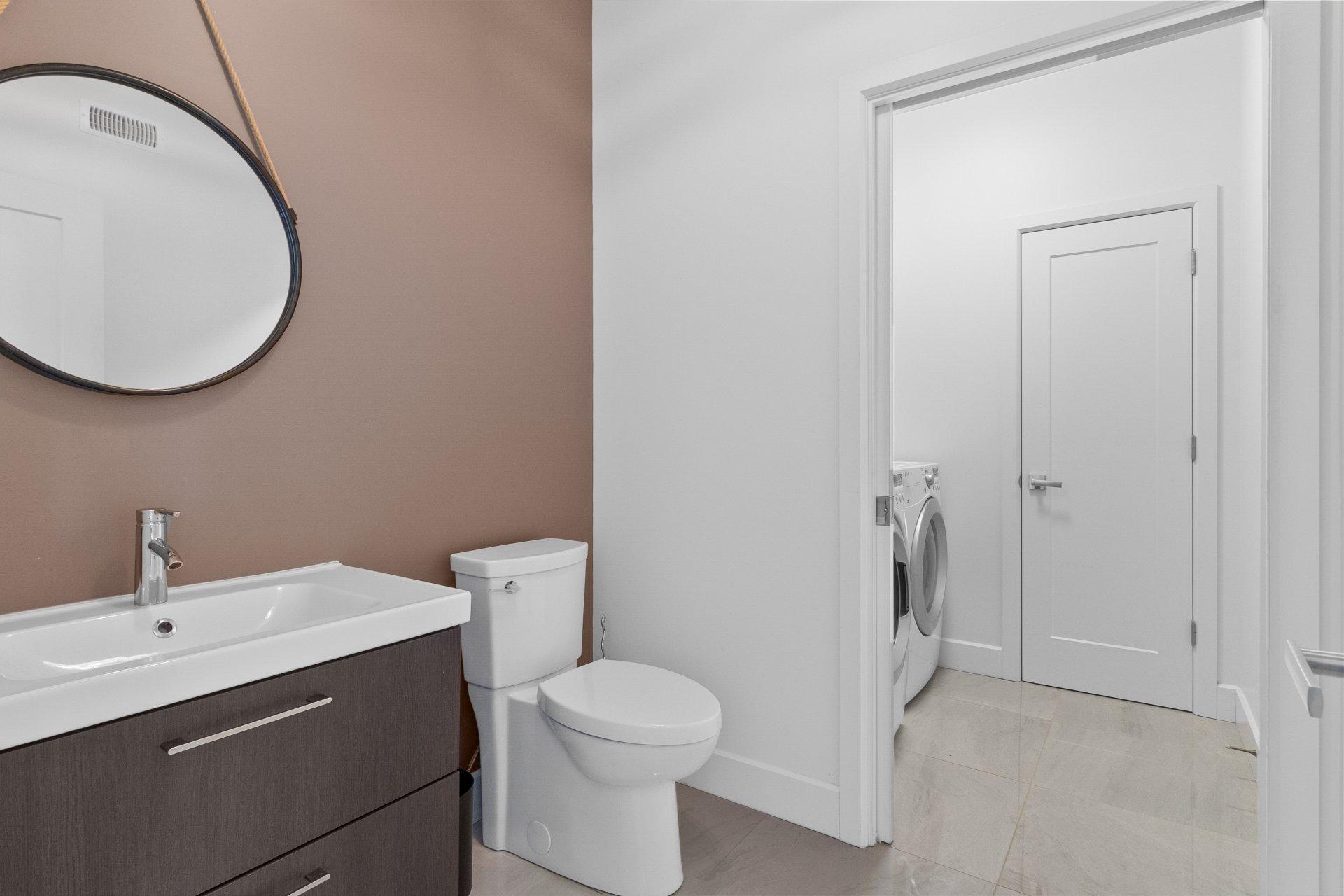 









2220


Rue des Épinettes

,
Sherbrooke (Fleurimont),




QC
J1G0E9


