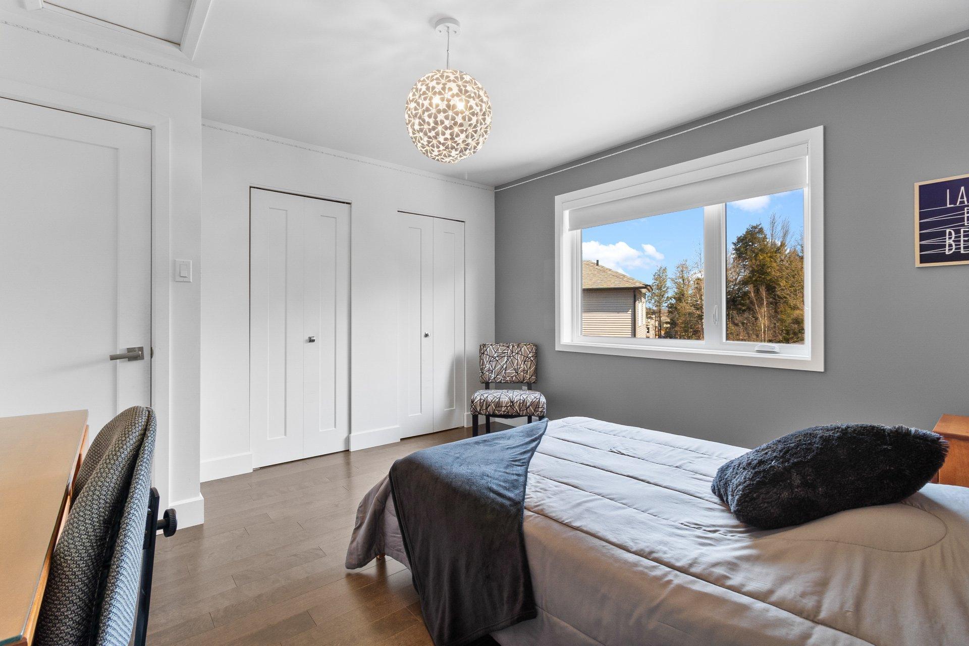 









2220


Rue des Épinettes

,
Sherbrooke (Fleurimont),




QC
J1G0E9

