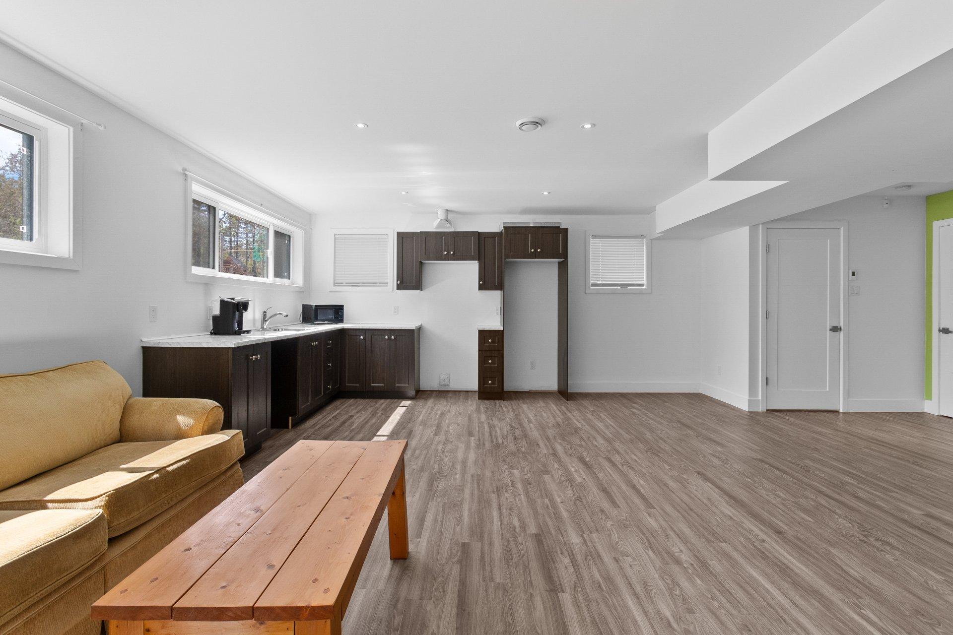 









2220


Rue des Épinettes

,
Sherbrooke (Fleurimont),




QC
J1G0E9

