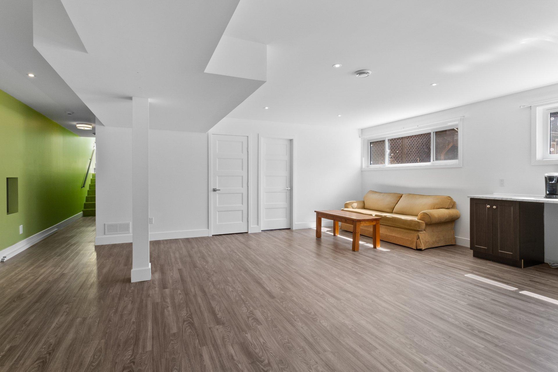 









2220


Rue des Épinettes

,
Sherbrooke (Fleurimont),




QC
J1G0E9

