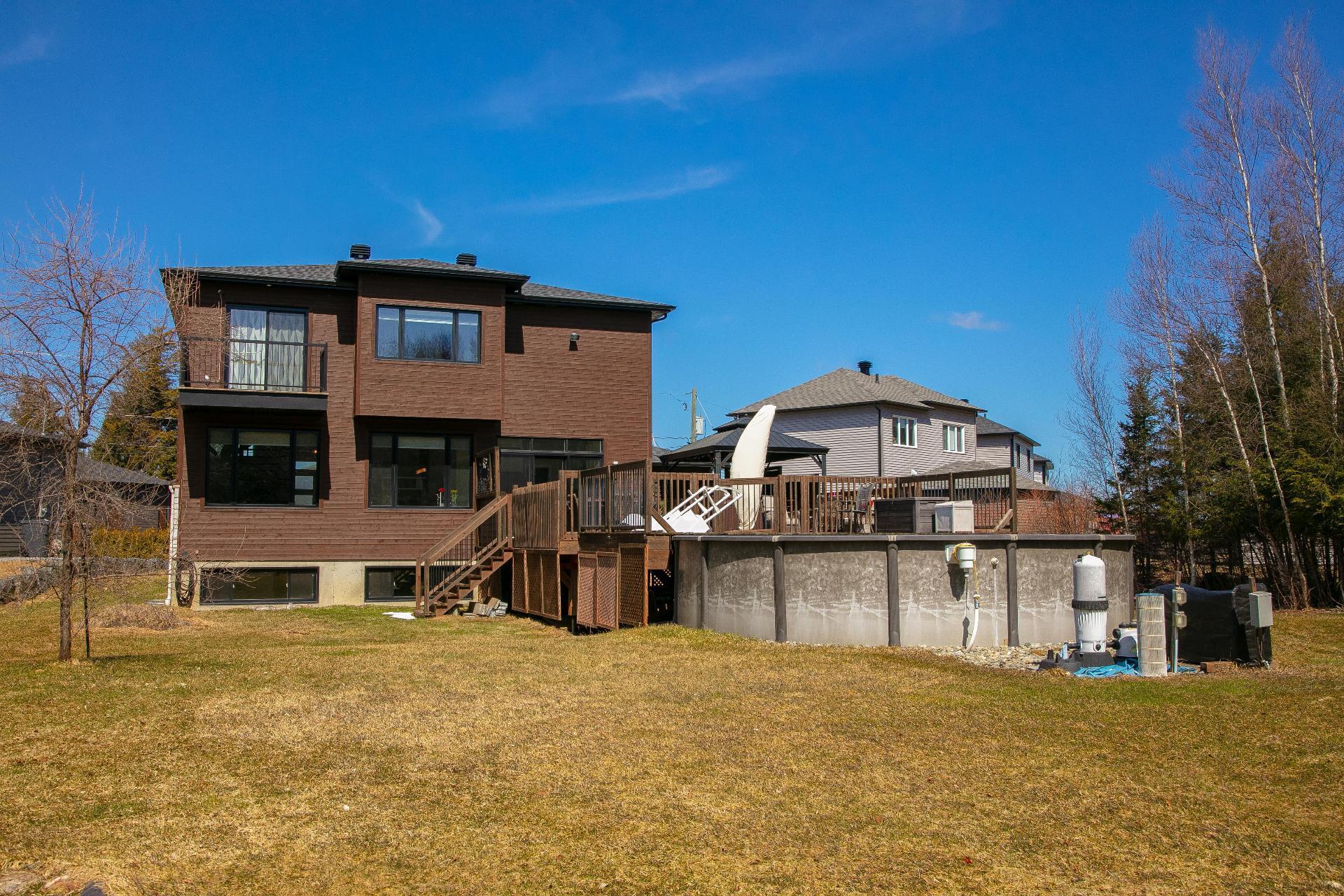 









2220


Rue des Épinettes

,
Sherbrooke (Fleurimont),




QC
J1G0E9

