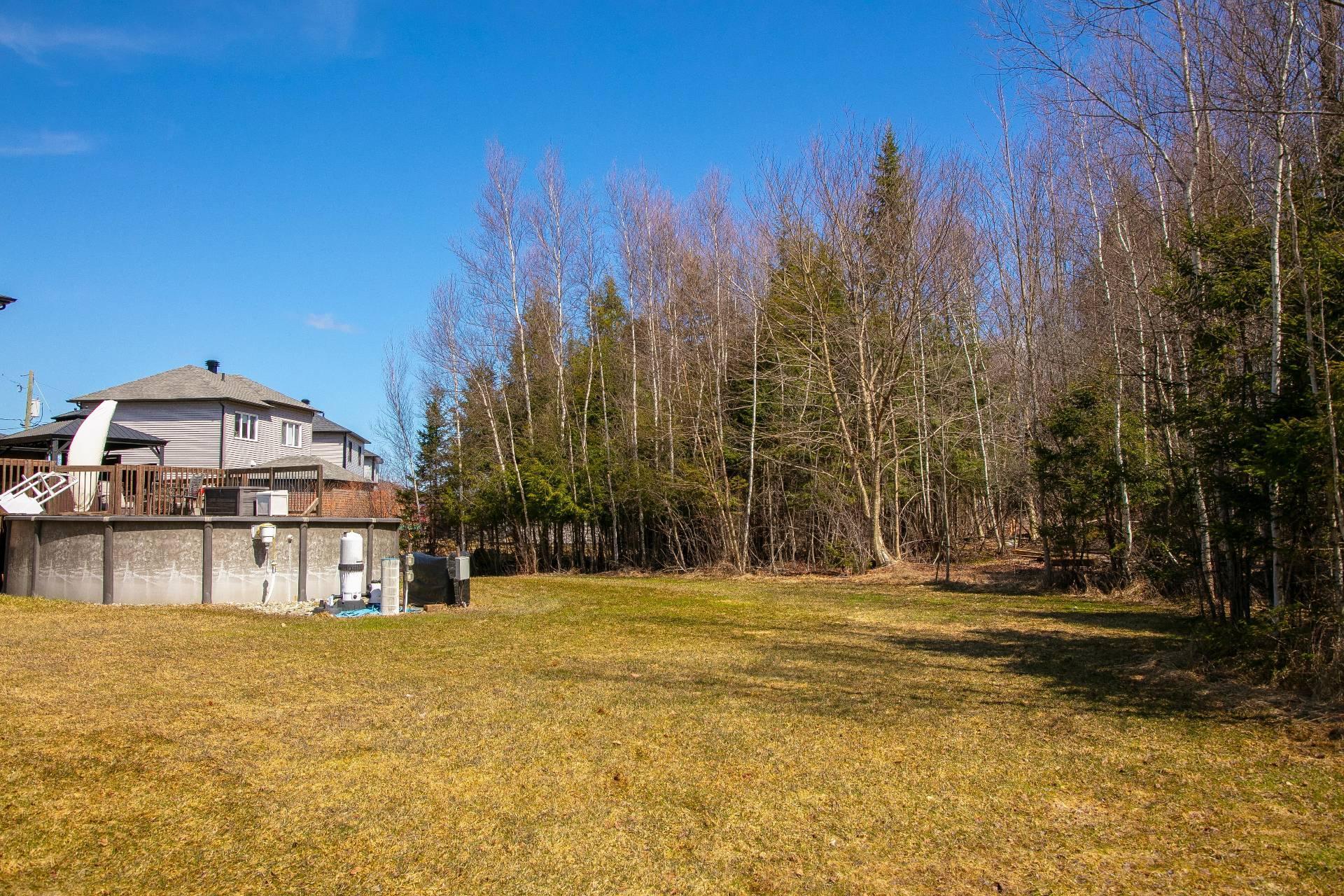 









2220


Rue des Épinettes

,
Sherbrooke (Fleurimont),




QC
J1G0E9

