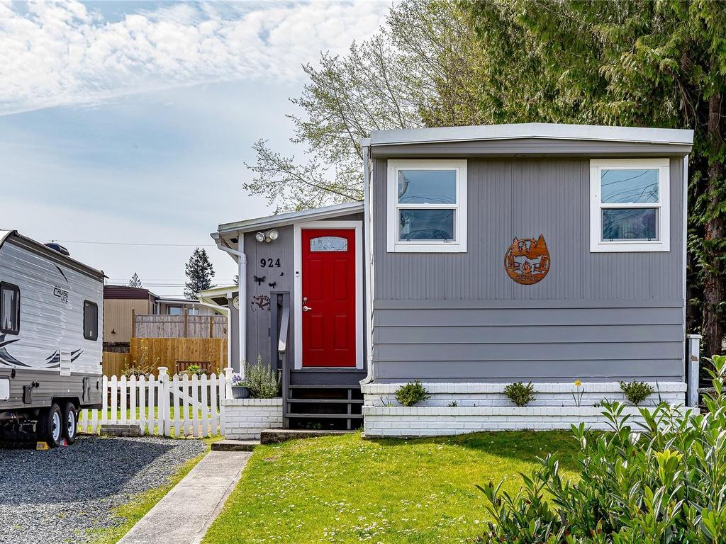 









924


Kasba

Cir,
Parksville,




BC
V9P 2A6

