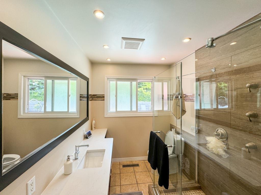 









4609


41st

Street,
Osoyoos,




BC
V0H 1V6

