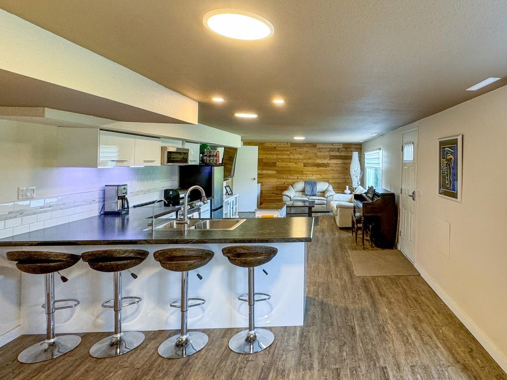 









4609


41st

Street,
Osoyoos,




BC
V0H 1V6

